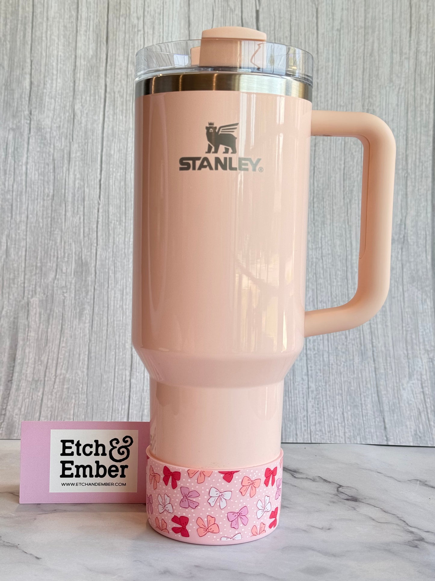 GIRLIE BOWS Tumbler Boot