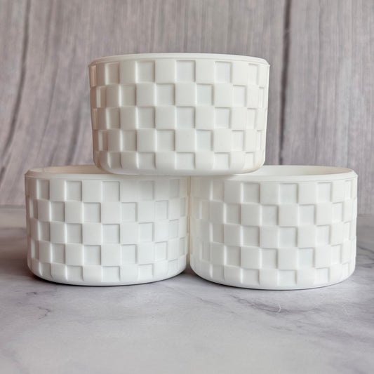WHITE CHECKERS Tumbler Boot