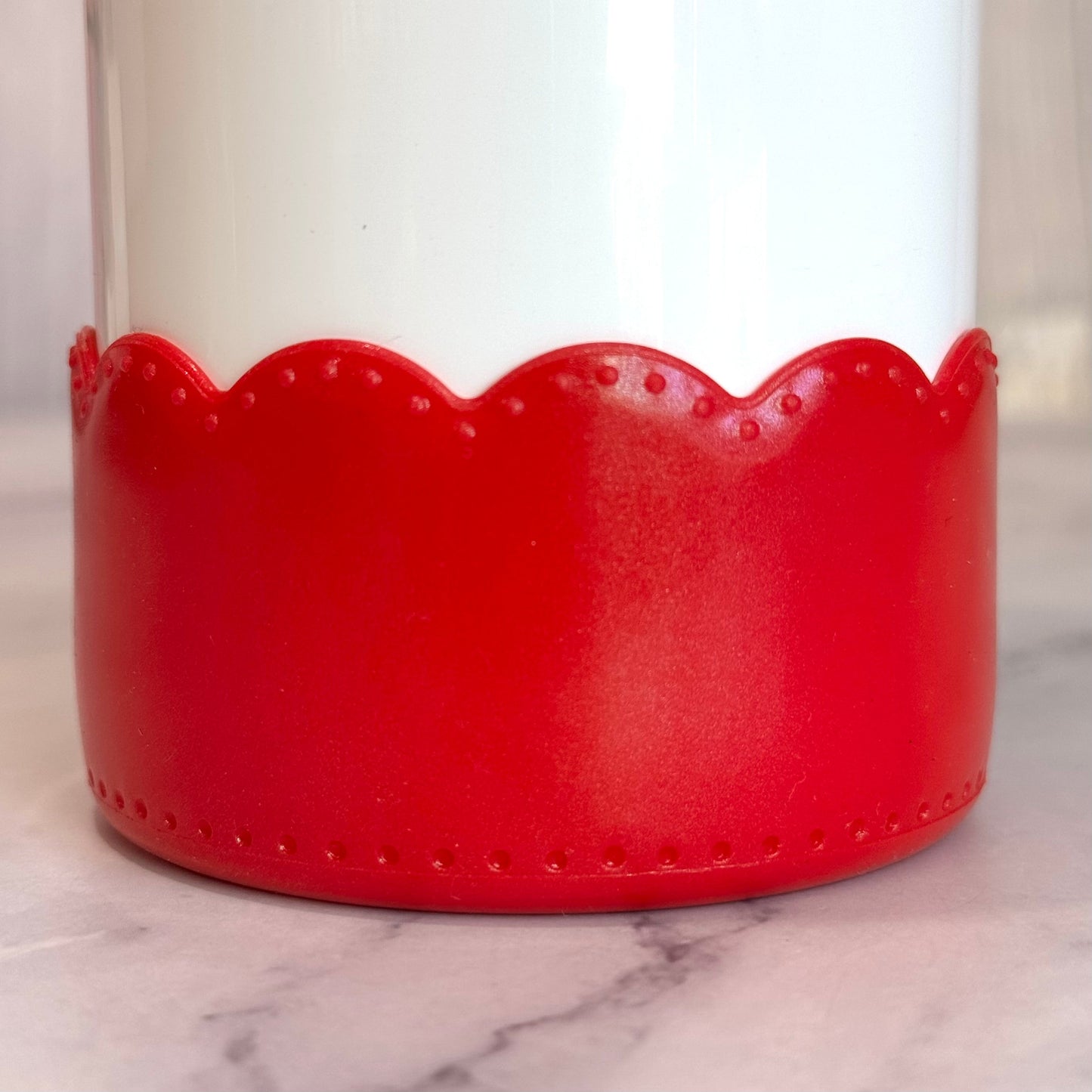 Red Shimmer Scallop Tumbler Boot