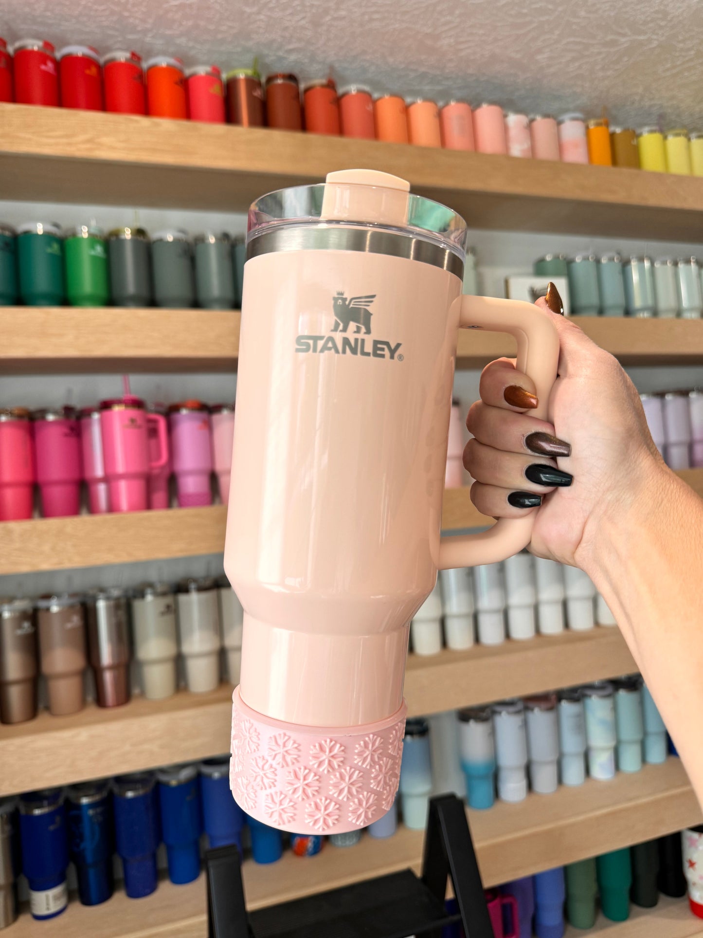 PINK SNOWFLAKES Tumbler Boot