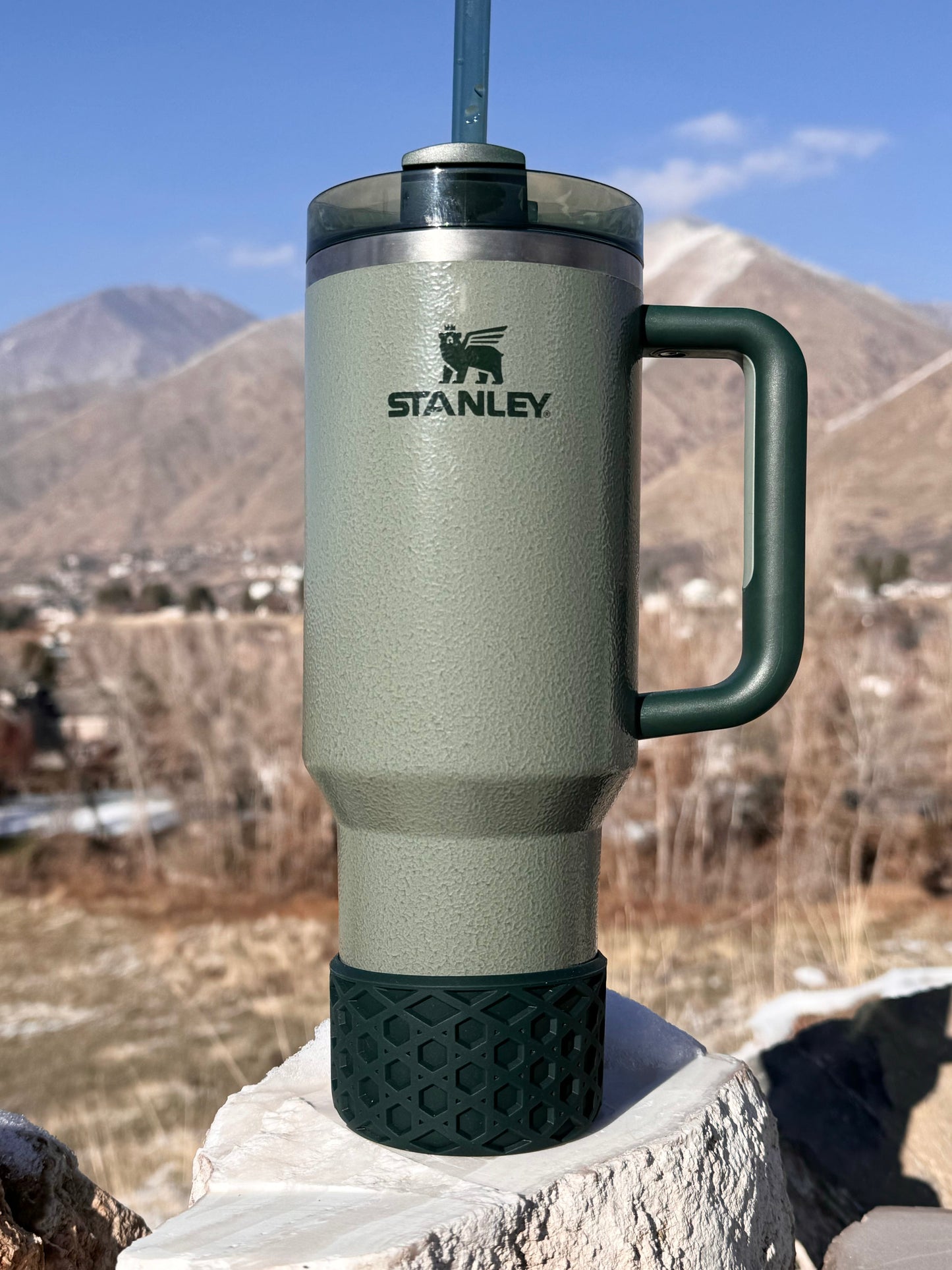 Hammertone Logo WAFFLE Tumbler Boot