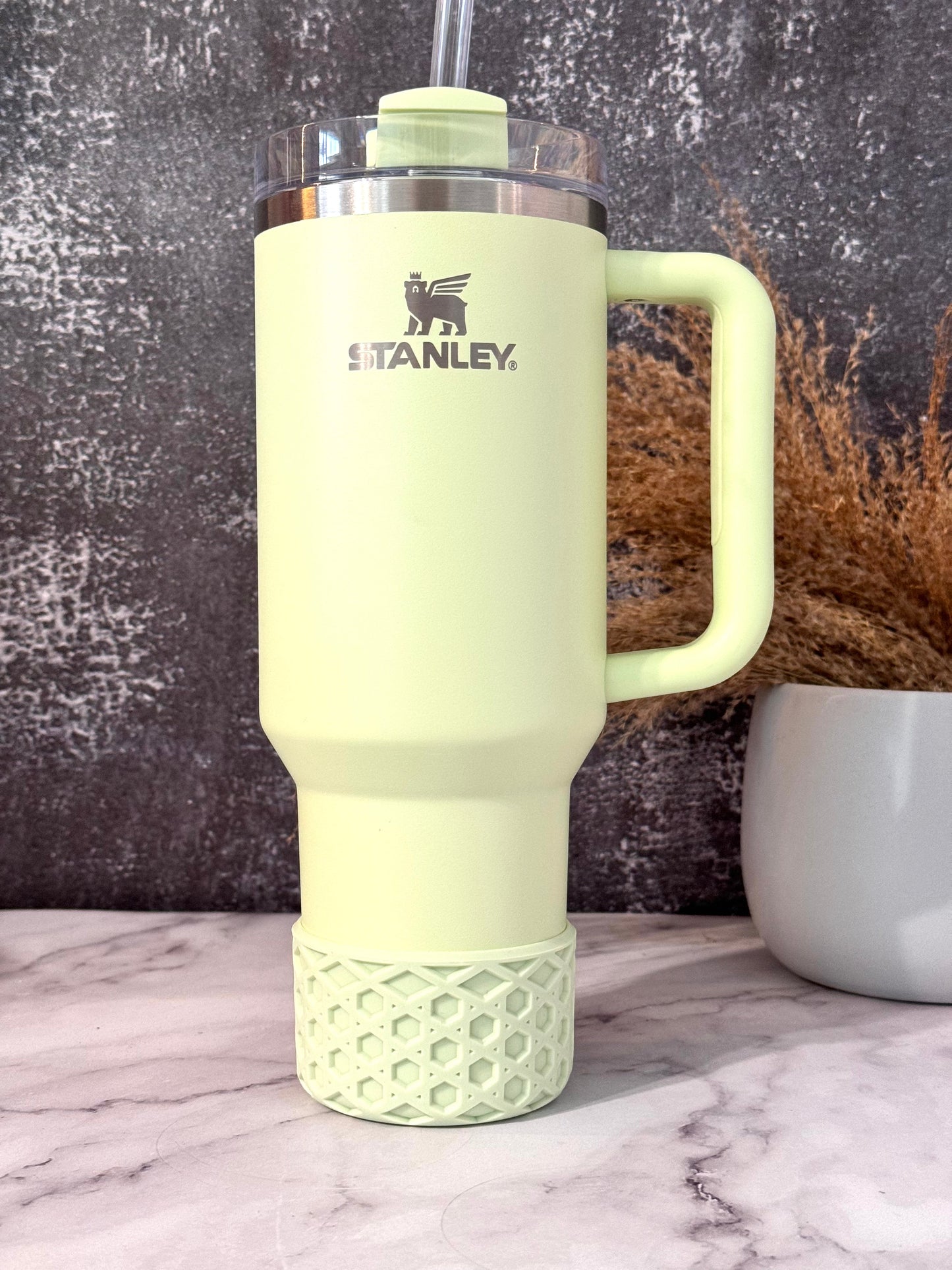 PALE LIME WAFFLE Tumbler Boot