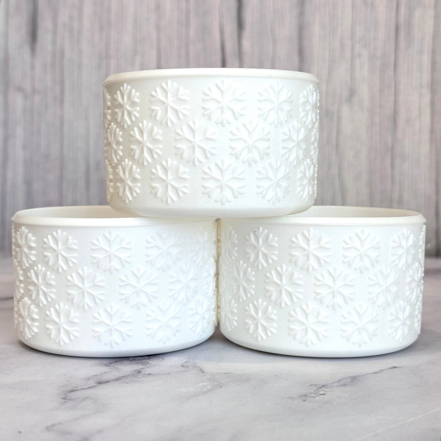 WHITE SHIMMER SNOWFLAKES Tumbler Boot