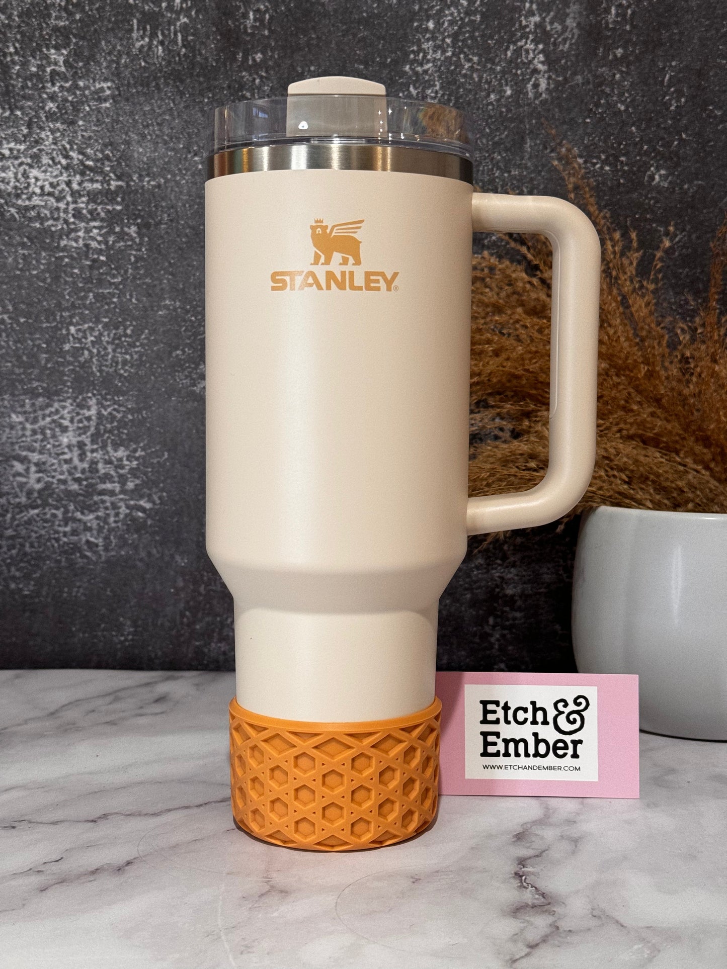 Best Beige Logo WAFFLE Tumbler Boot